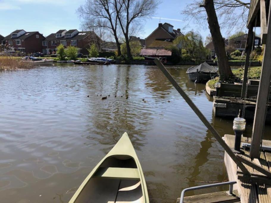 Gezellige Pipo Met Grote Schommel Aan Het Water Villa Medemblik Dış mekan fotoğraf