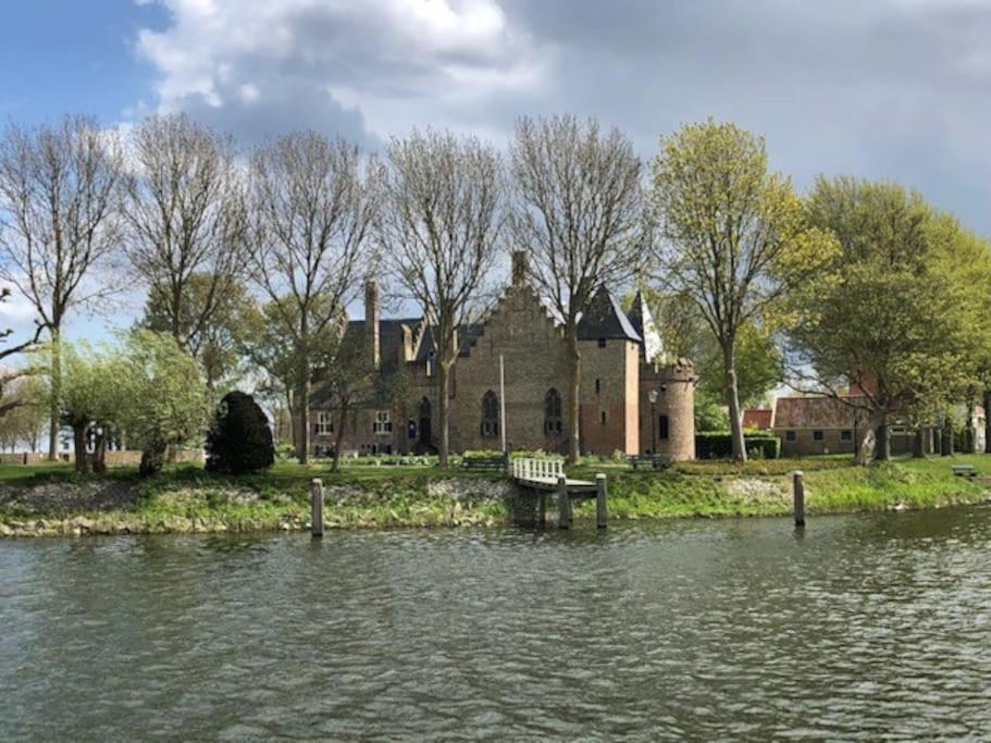 Gezellige Pipo Met Grote Schommel Aan Het Water Villa Medemblik Dış mekan fotoğraf